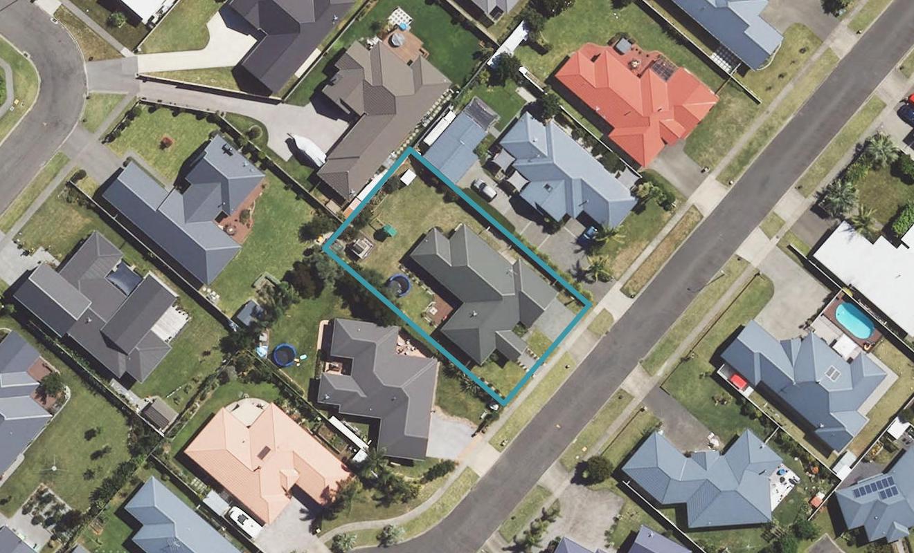 9 Roger Street, Lytton West, Gisborne - Carousel 1