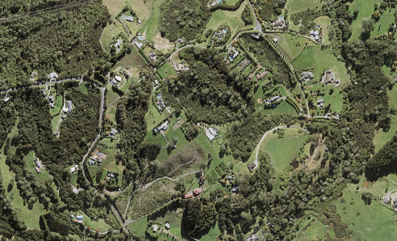 41 Collings Drive, Lucas Heights, Auckland - Carousel 1