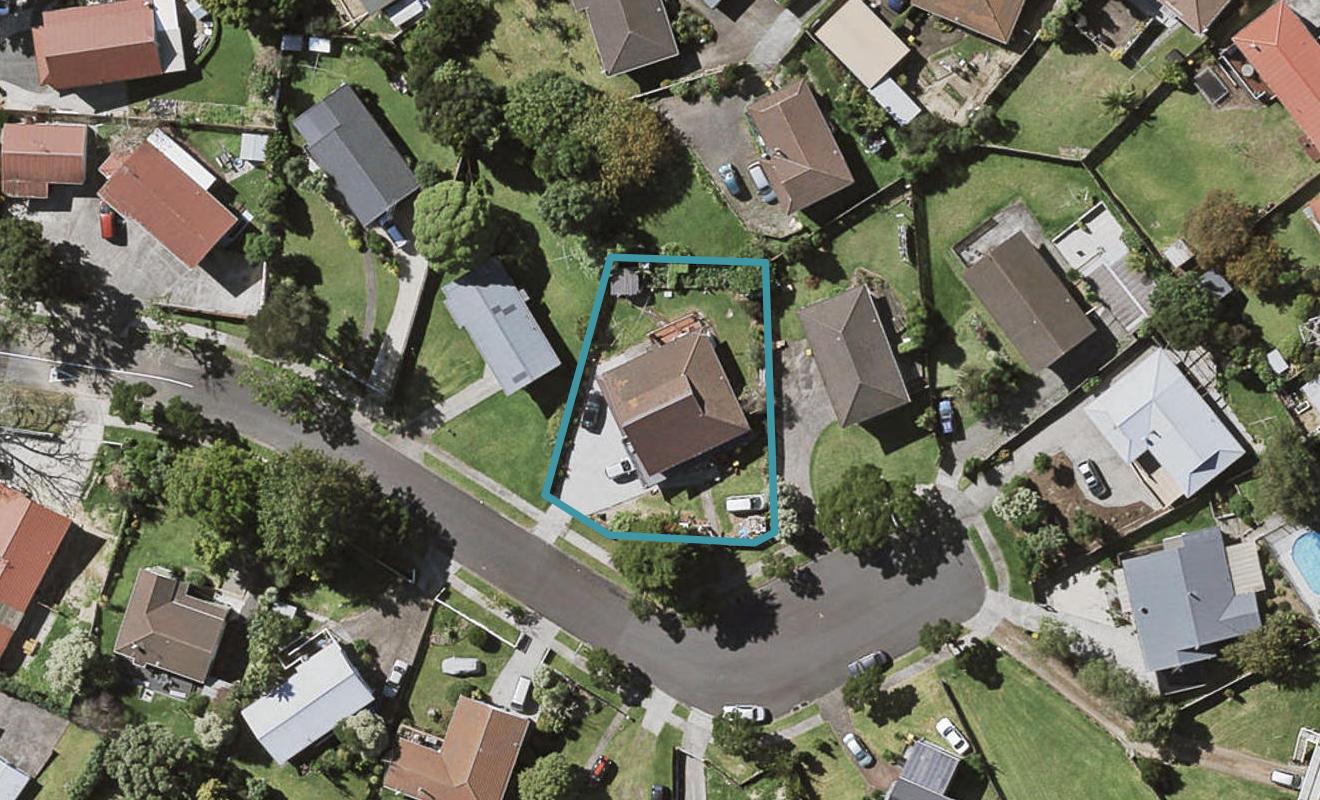 8 Melia Grove, Goodwood Heights, Auckland - Carousel 1