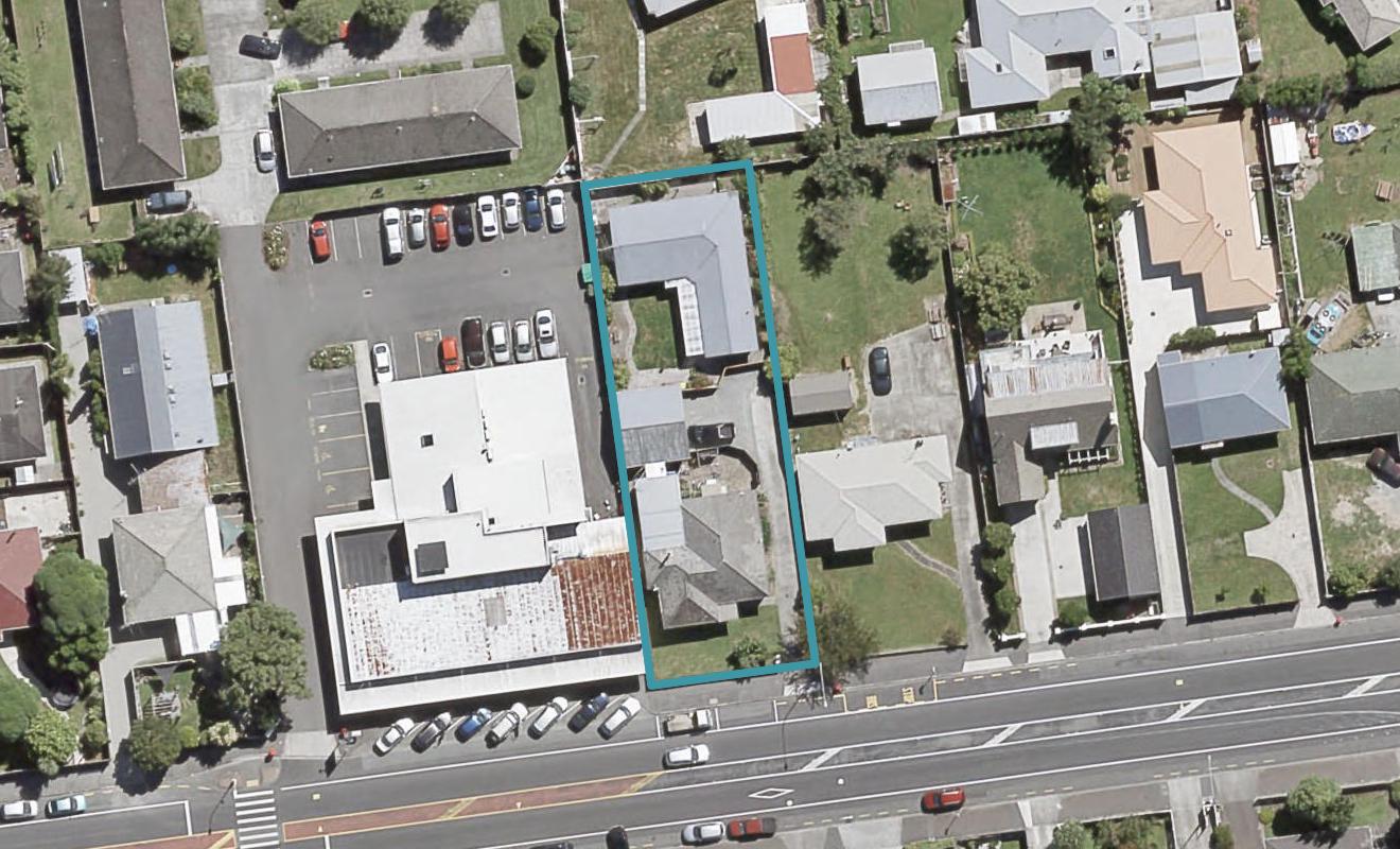 2/735 Fergusson Drive, Elderslea, Upper Hutt - Carousel 1