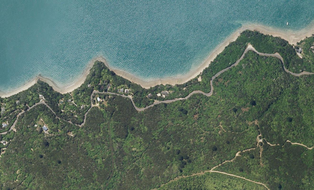 2371 Kenepuru Road, TE MAHIA - Carousel 1