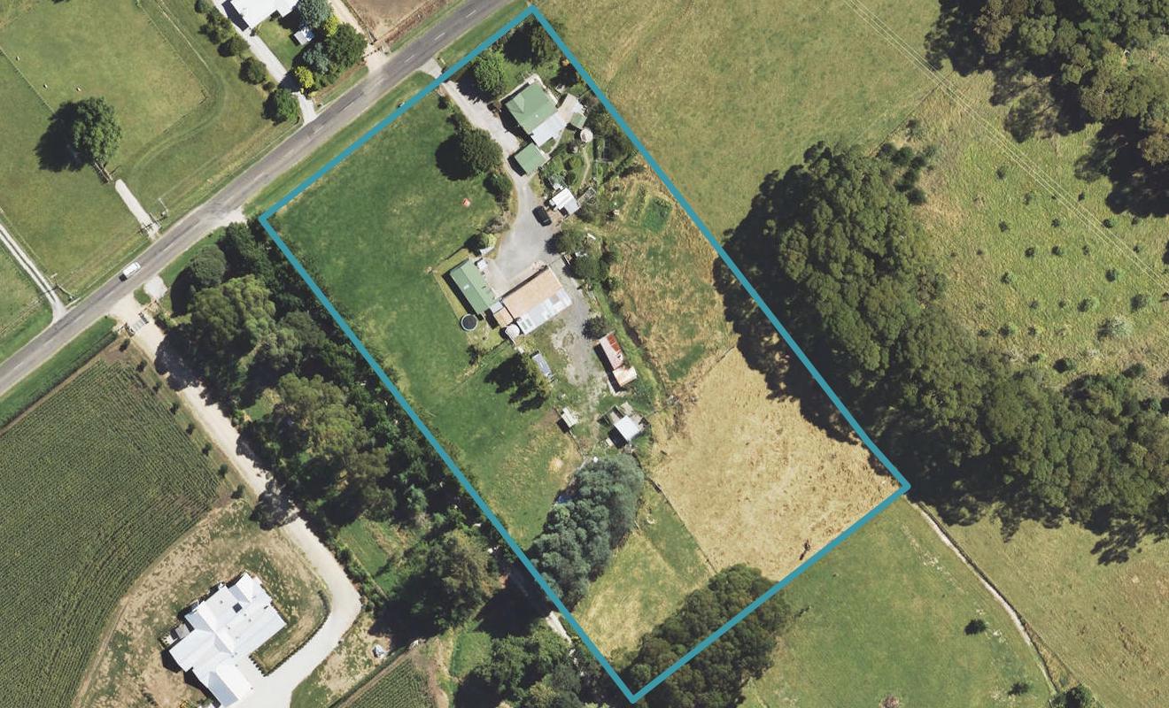 42 MacLaurin Road, Makauri, Gisborne - Carousel 1