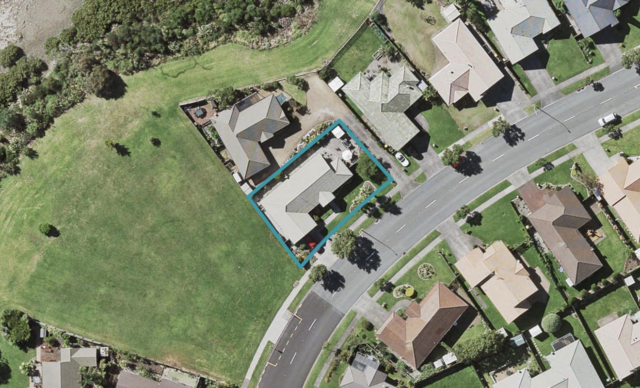 147 Burswood Drive, Burswood, Auckland - Carousel 1
