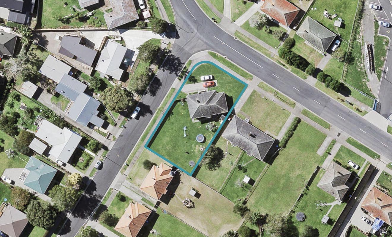 21 Farringdon Street, Glen Innes, Auckland - Carousel 1
