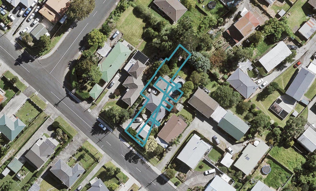 88E Awaroa Road, Sunnyvale, Auckland - Carousel 1