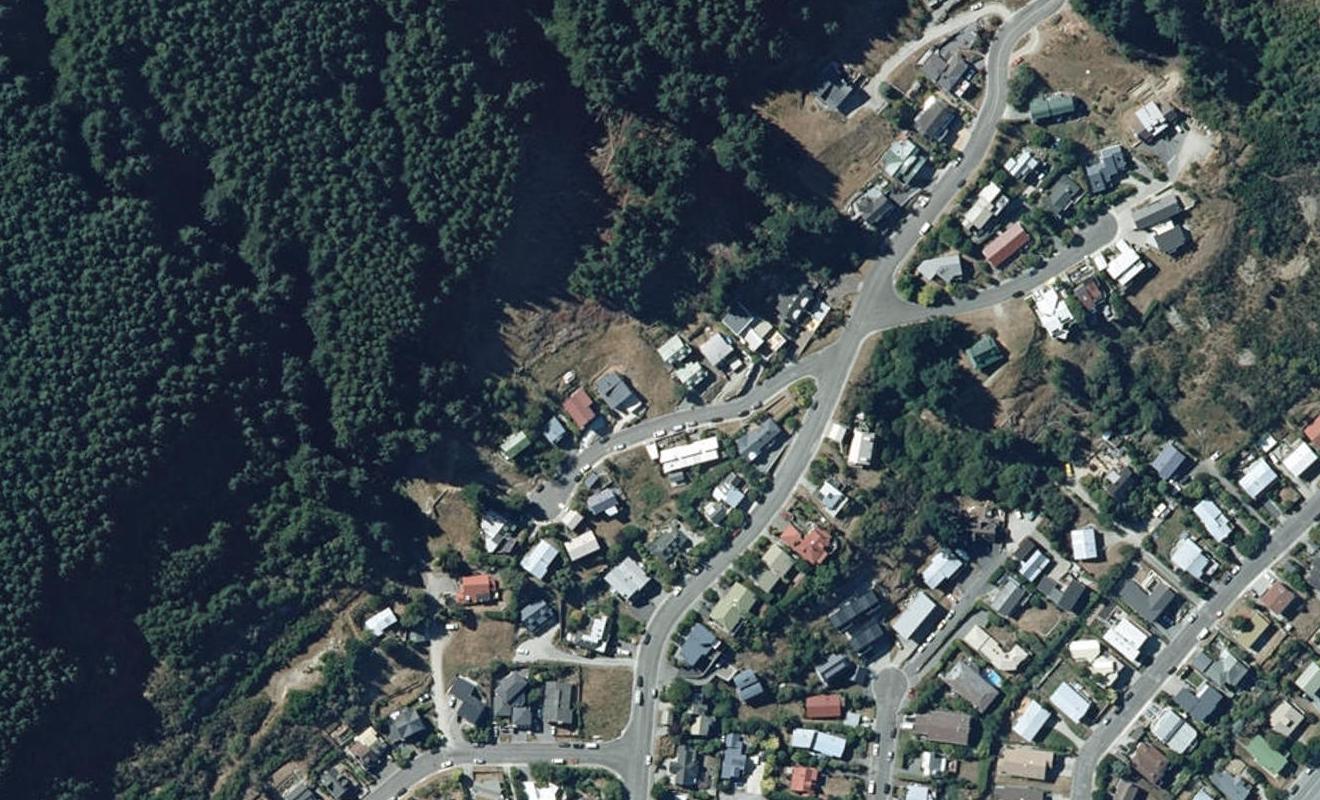 9 Caples Place, Fernhill, Queenstown - Carousel 1