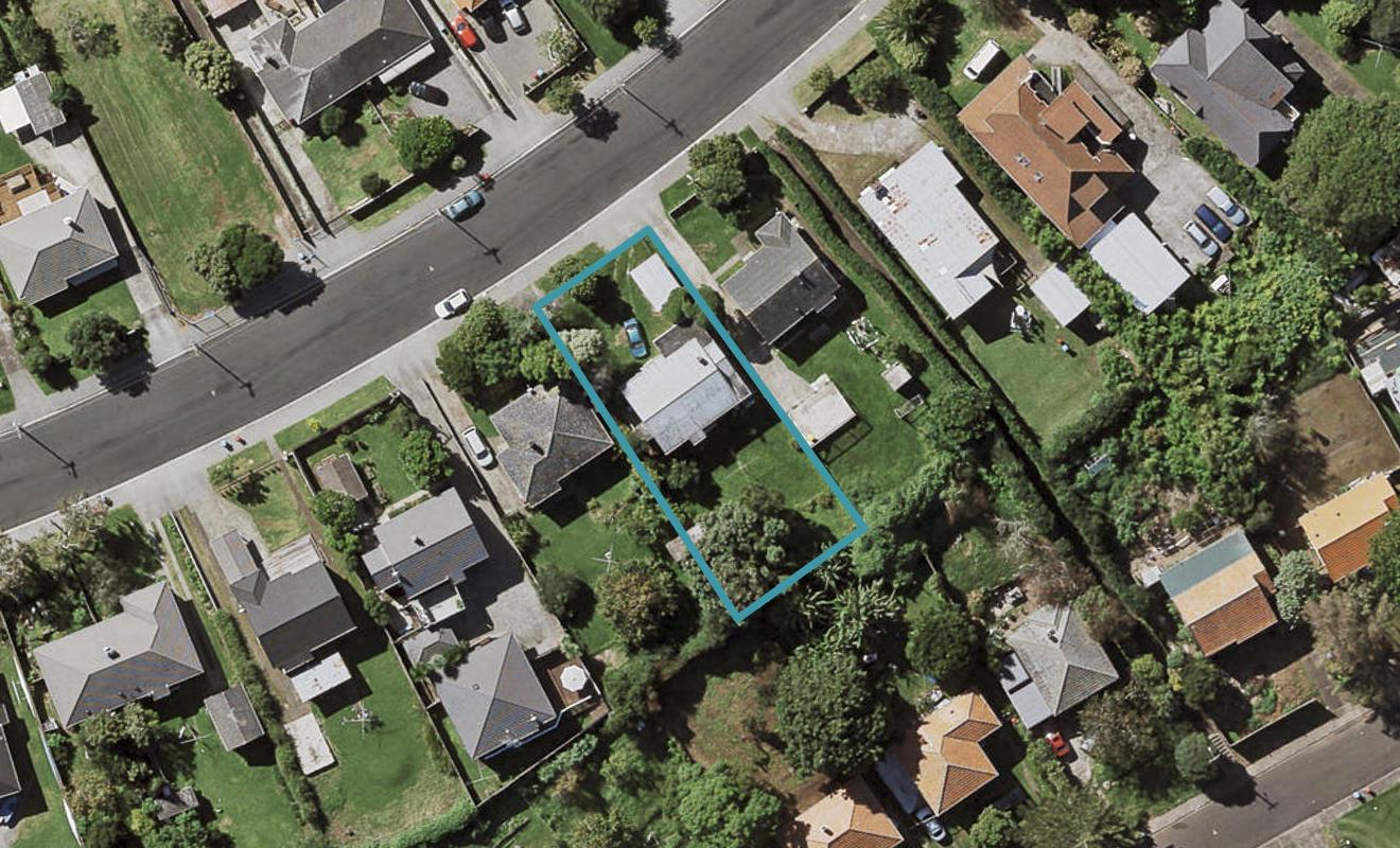 22 Court Crescent, Panmure, Auckland - Carousel 1