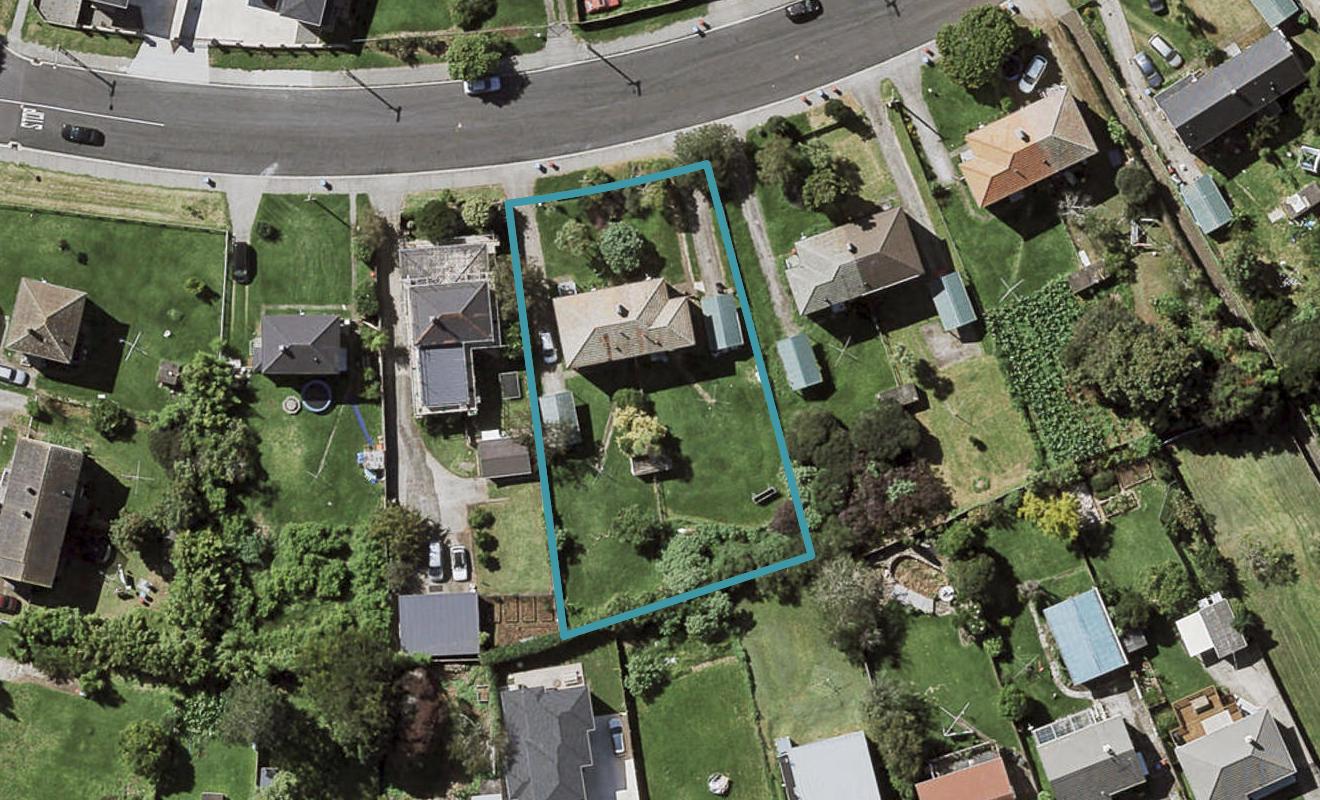 6 Coates Crescent, Panmure, Auckland - Carousel 1