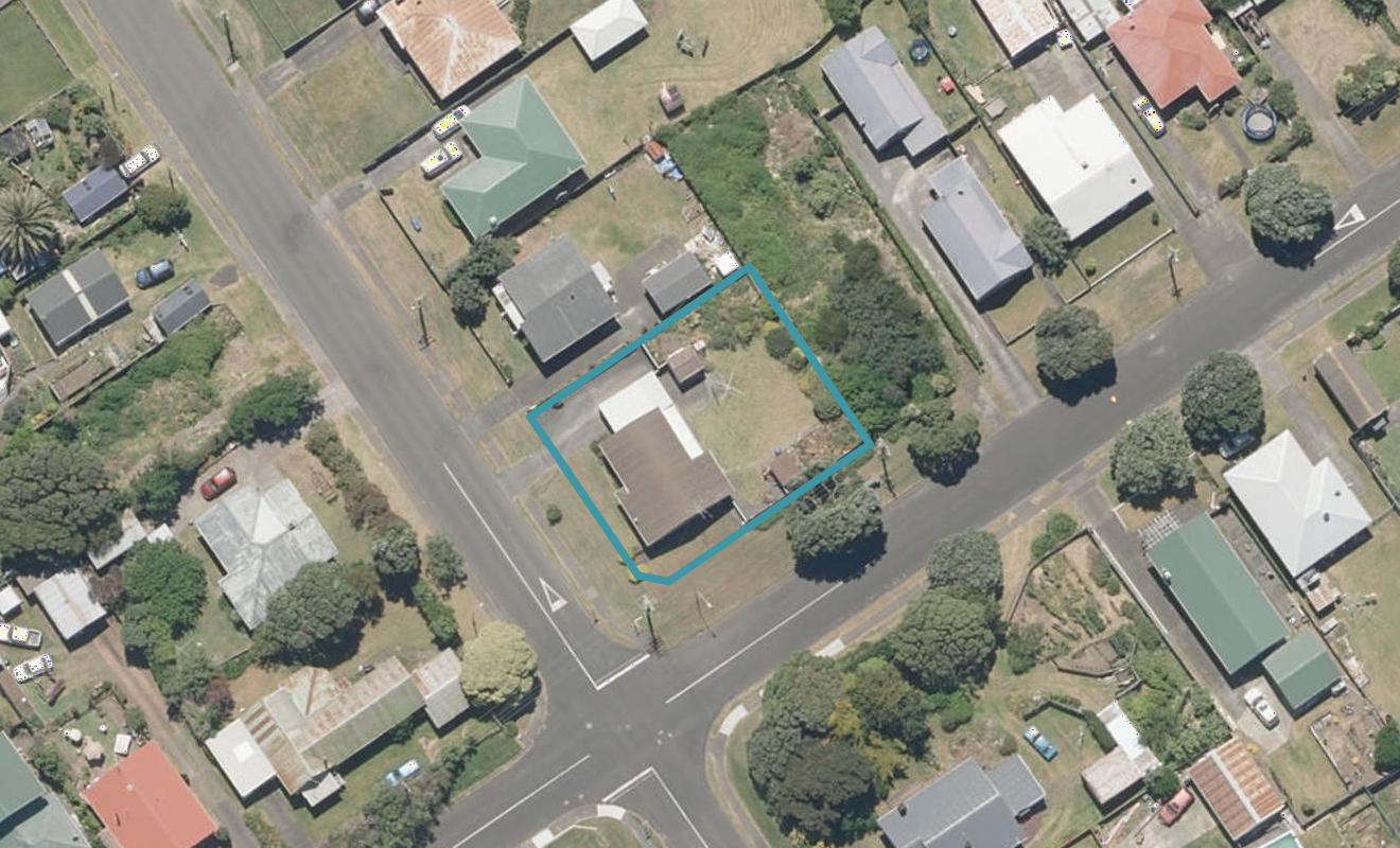15 Karewa Street, Castlecliff, Whanganui - Carousel 1