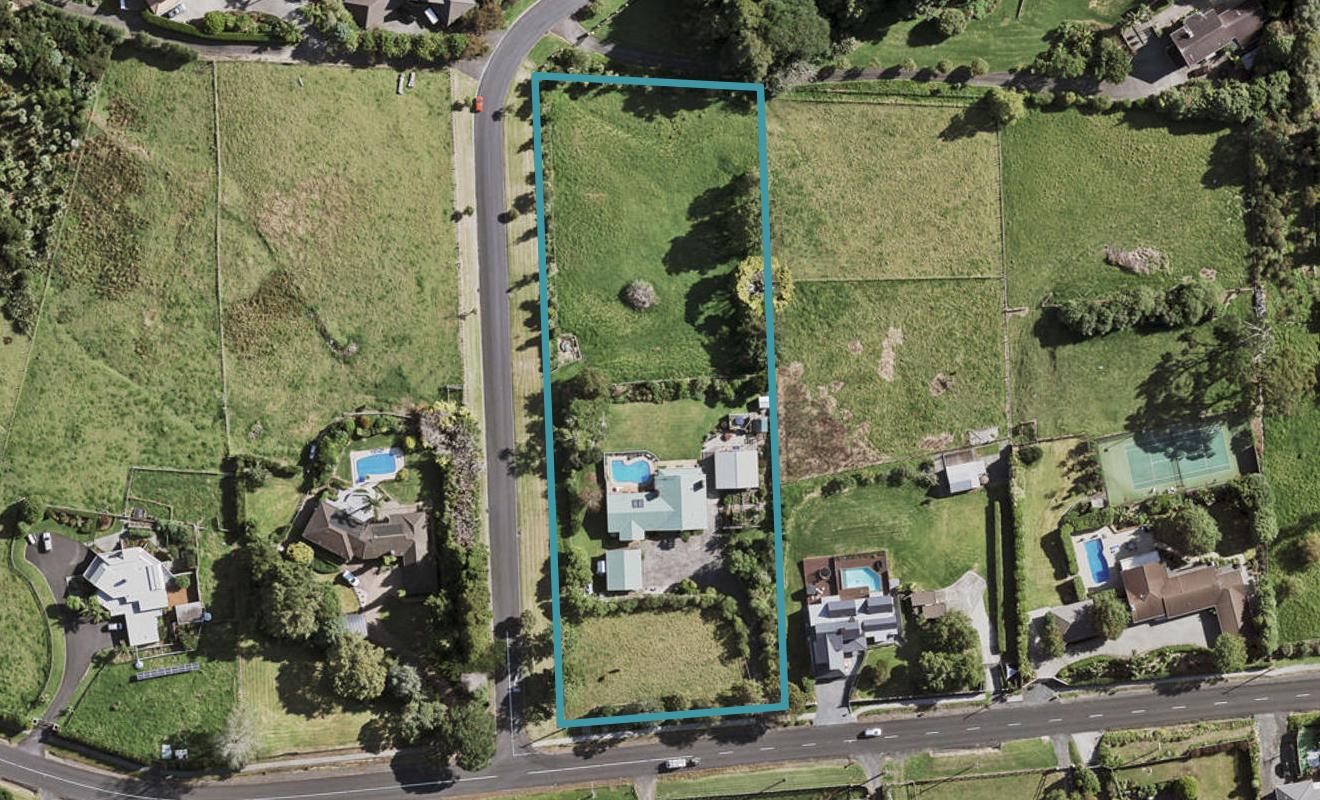 366 Redoubt Road, Totara Park, Auckland - Carousel 1
