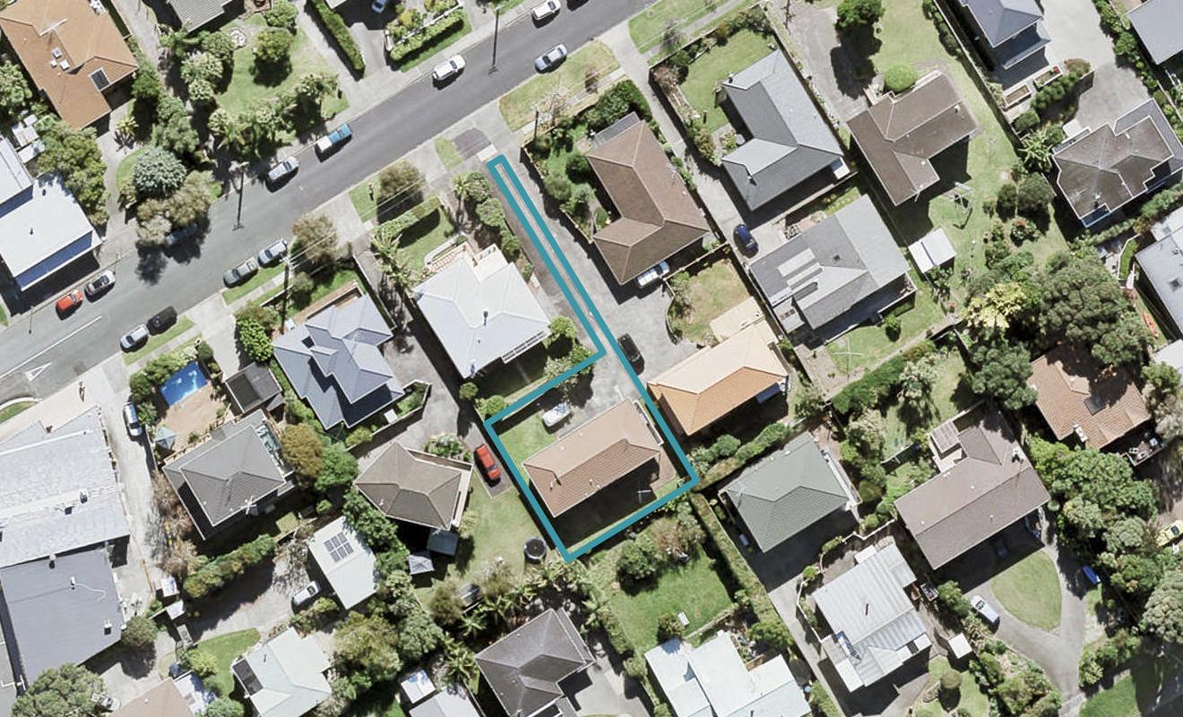 11B Toroa Street, Torbay, Auckland - Carousel 1
