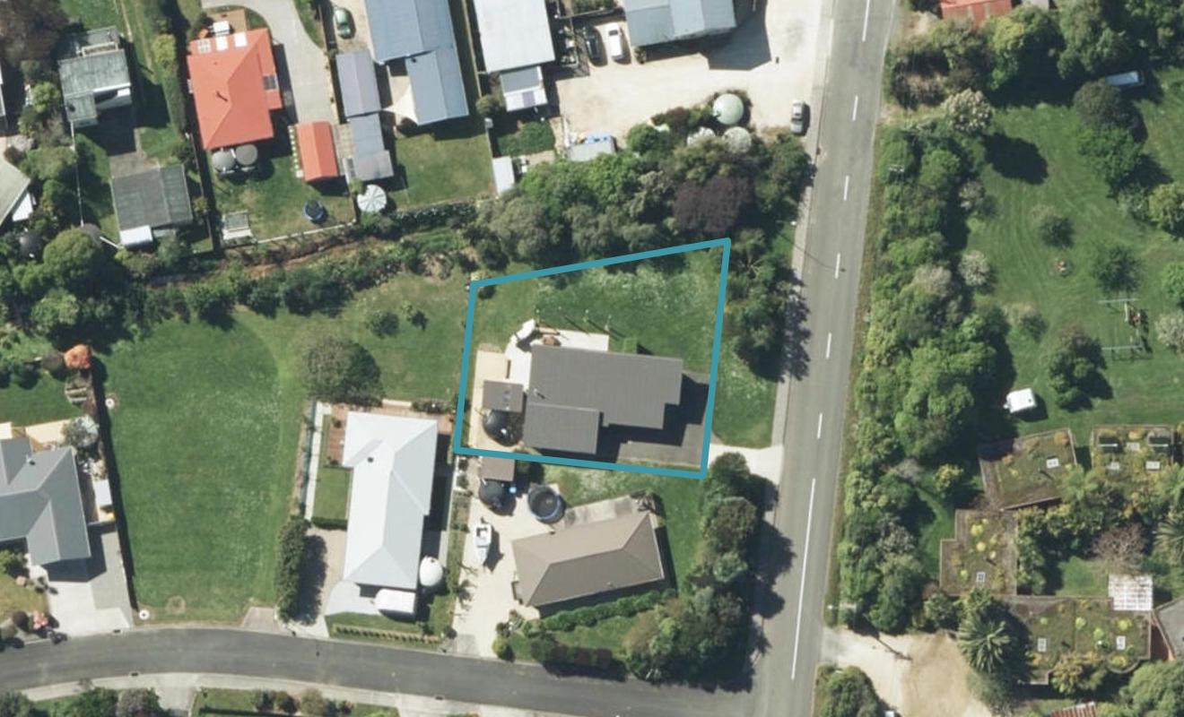 8 Richmond Road, Pohara - Carousel 1