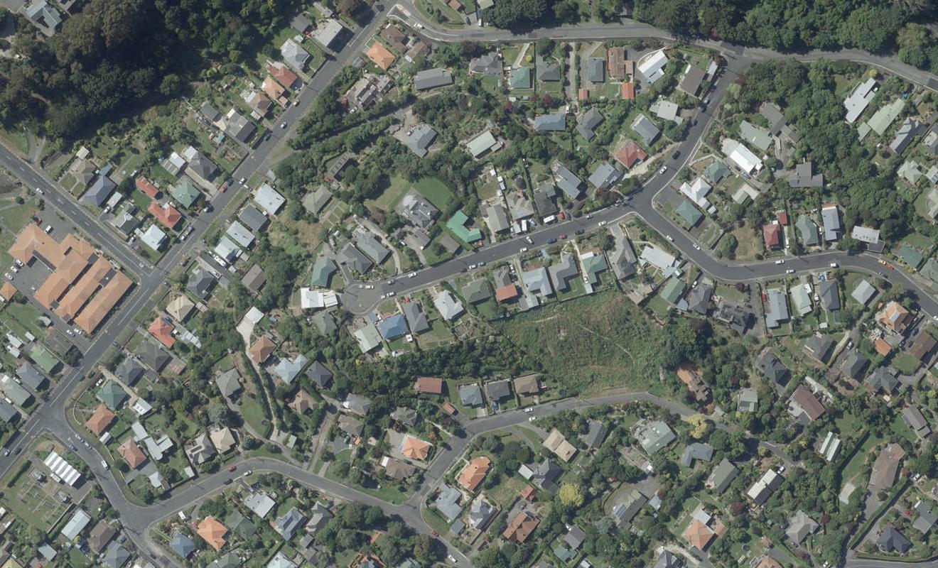 27 Heath Street, Andersons Bay, Dunedin - Carousel 1