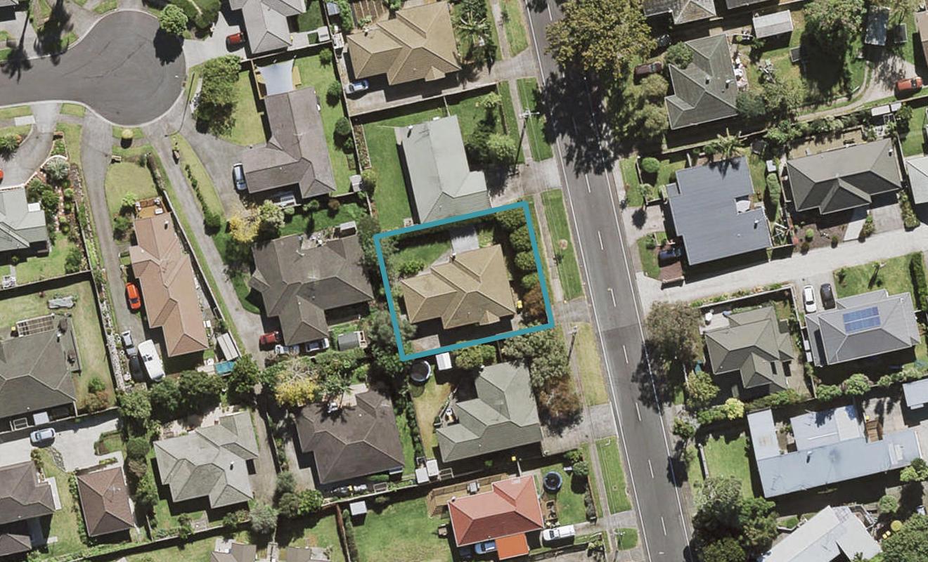 49 Crawford Avenue, Mangere Bridge, Auckland - Carousel 1