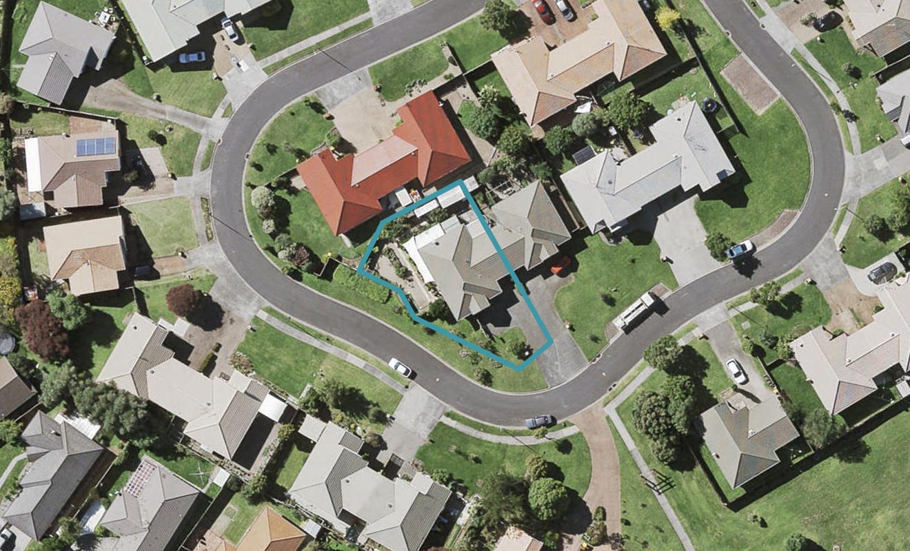 10 Fernbrook Close, Burswood, Auckland - Carousel 1