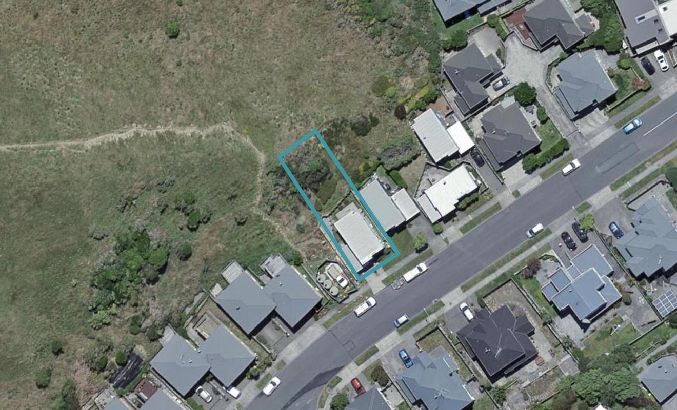 14 Erlestoke Crescent, Churton Park, Wellington - Carousel 1