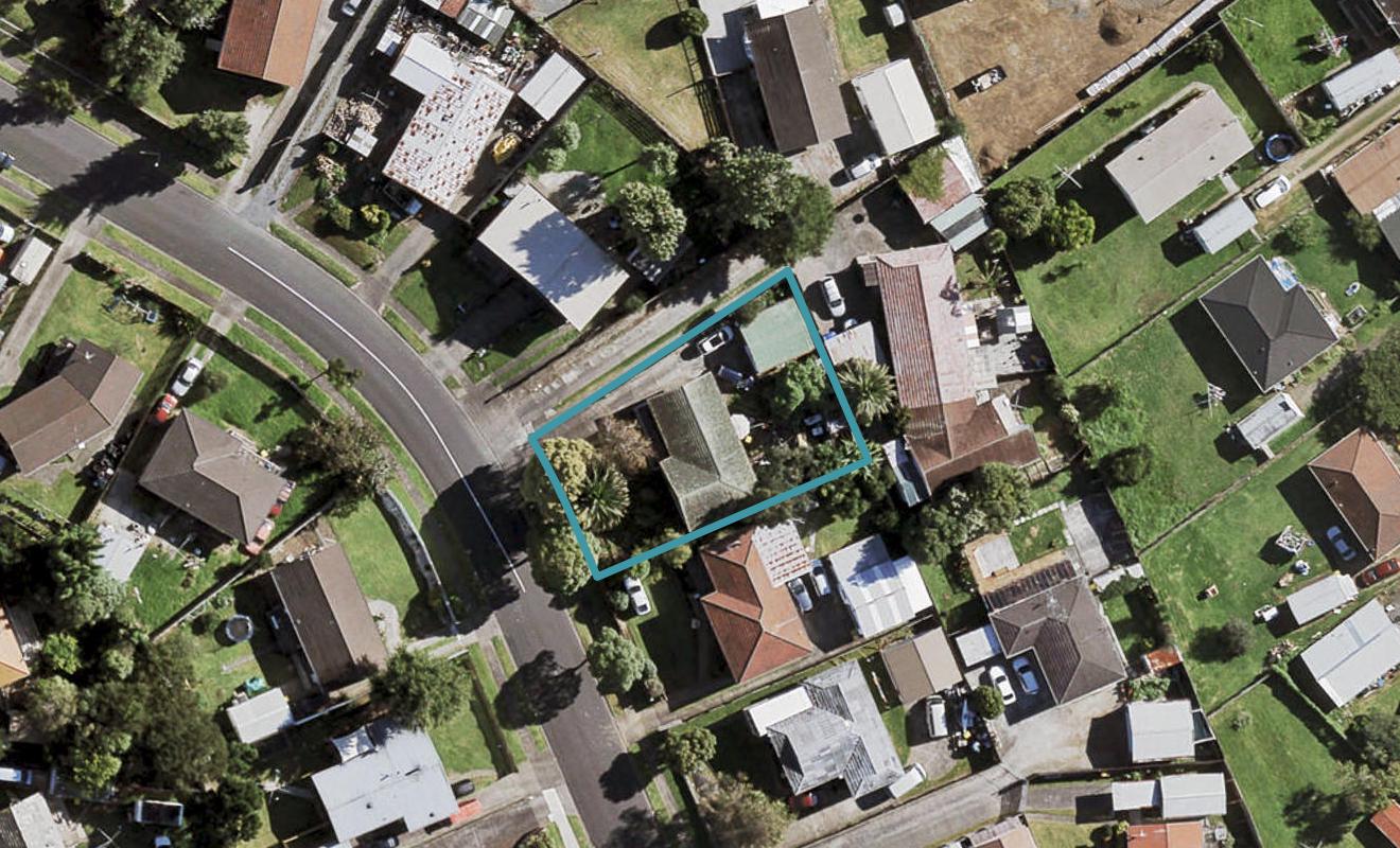 15 Arnwood Street, Manurewa, Auckland - Carousel 1