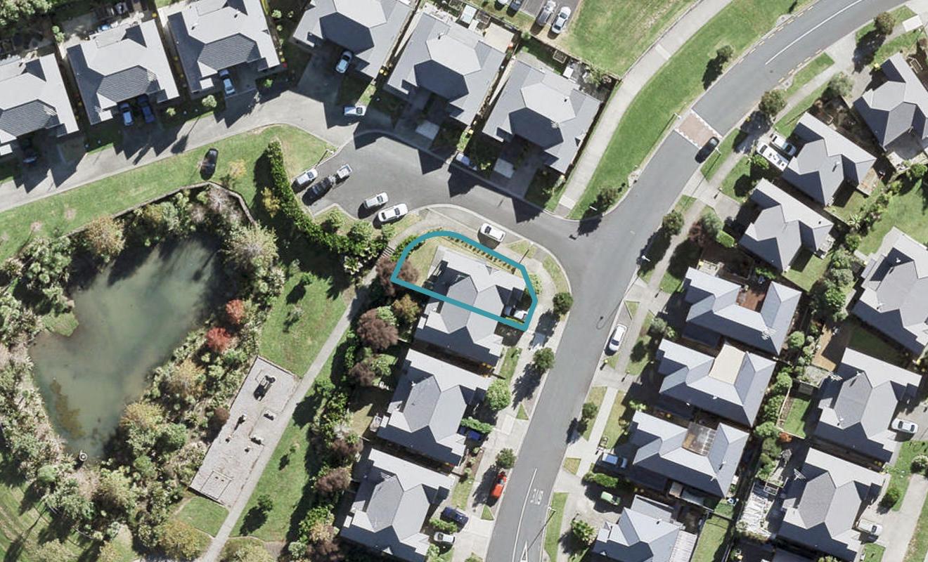 93 Fields Parade, Oteha, Auckland - Carousel 1