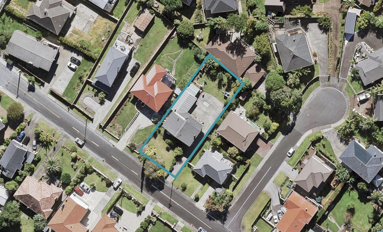 79 Jaemont Avenue, Te Atatu South, Auckland - Carousel 1