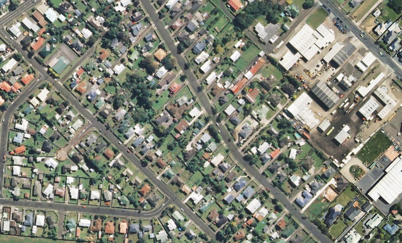 41 Egmont Street, Hawera - Carousel 1