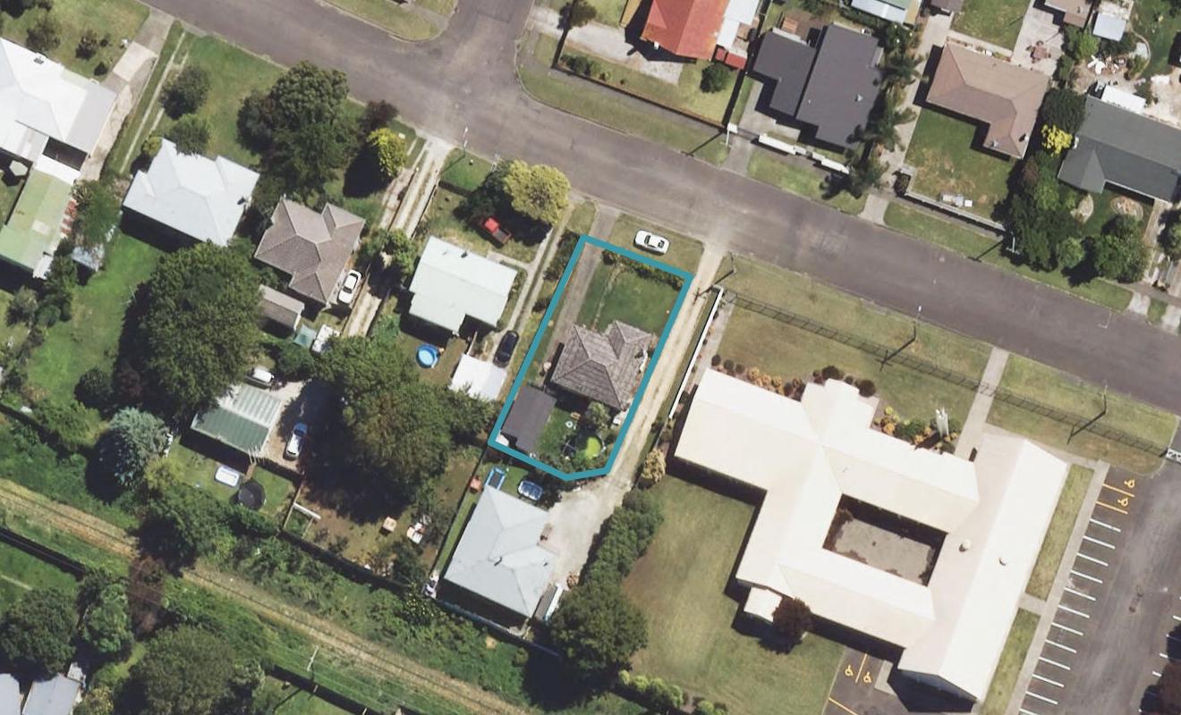 10 Cochrane Street, Elgin, Gisborne - Carousel 1