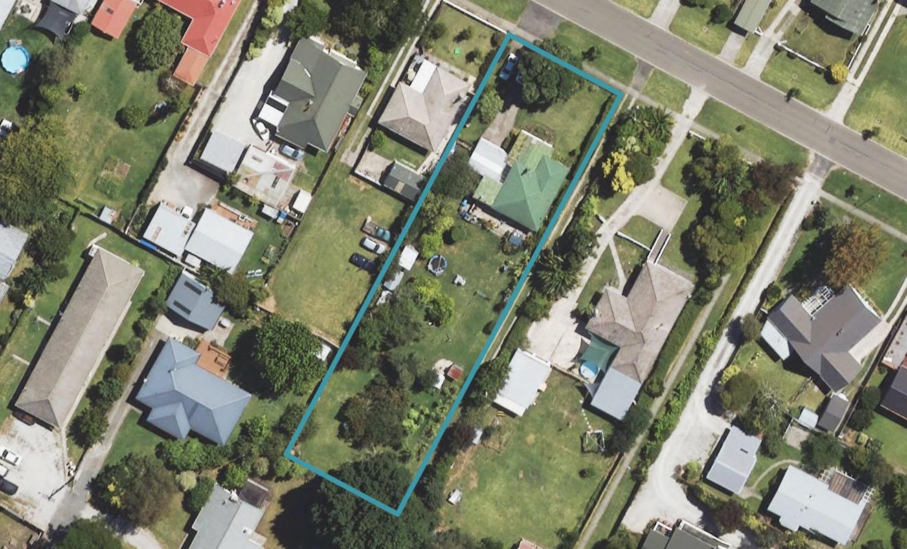 27 Iranui Road, Inner Kaiti, Gisborne - Carousel 1