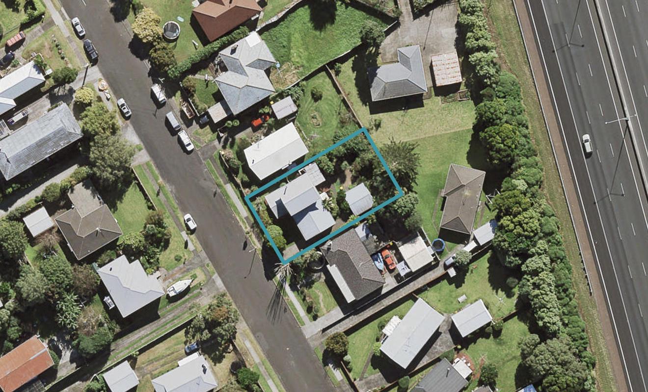 80 Crawford Avenue, Mangere Bridge, Auckland - Carousel 1