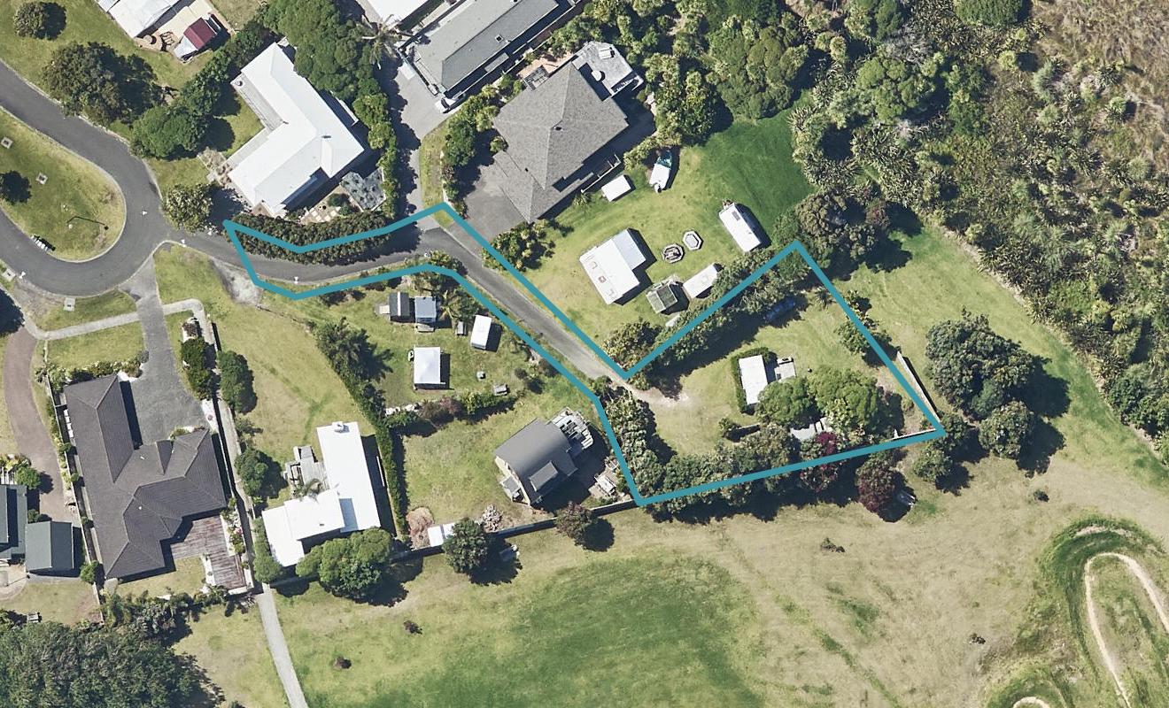 63 Bowentown Boulevard, Bowentown, Waihi Beach - Carousel 1