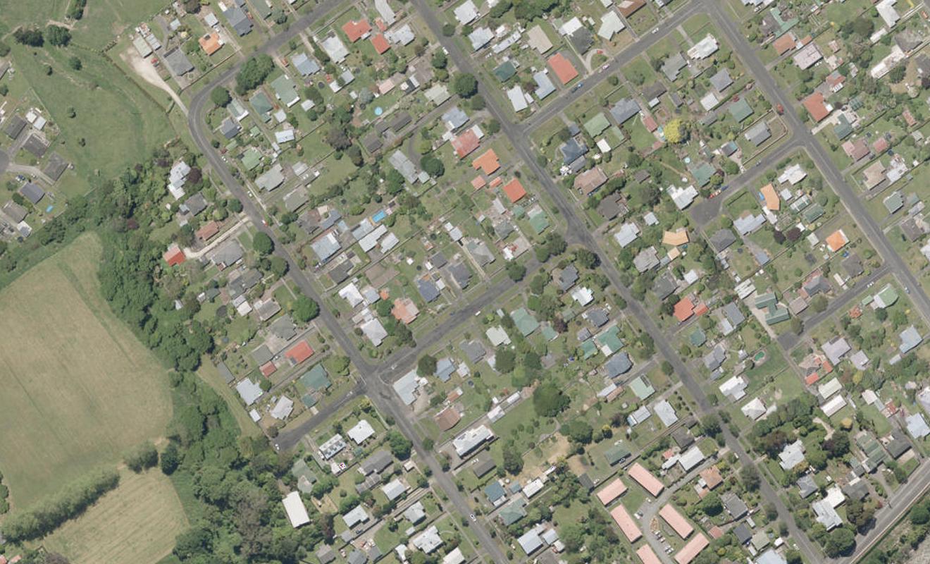 7 Bute Place, Aramoho, Whanganui - Carousel 1