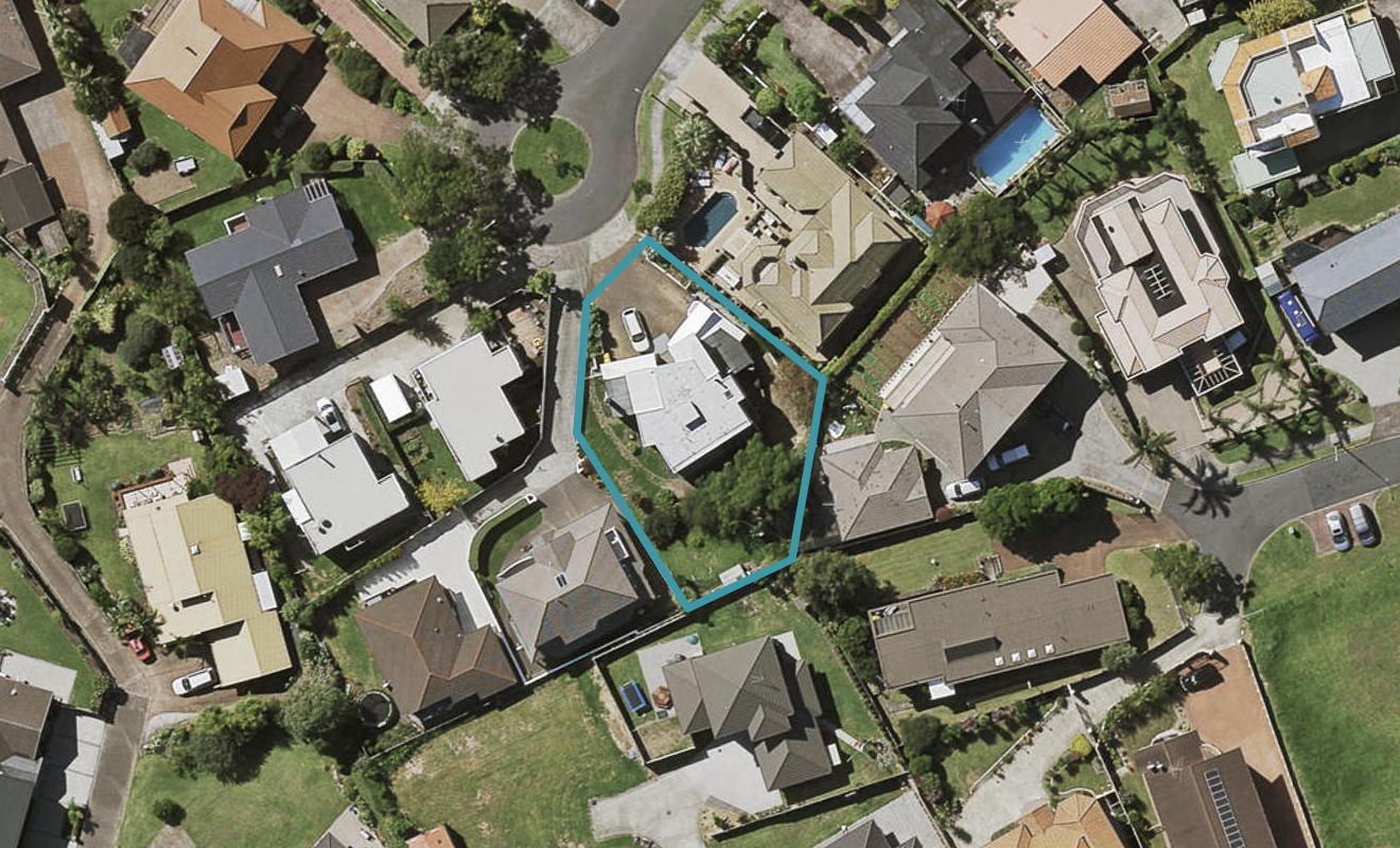 20 Santa Monica Place, Goodwood Heights, Auckland - Carousel 1