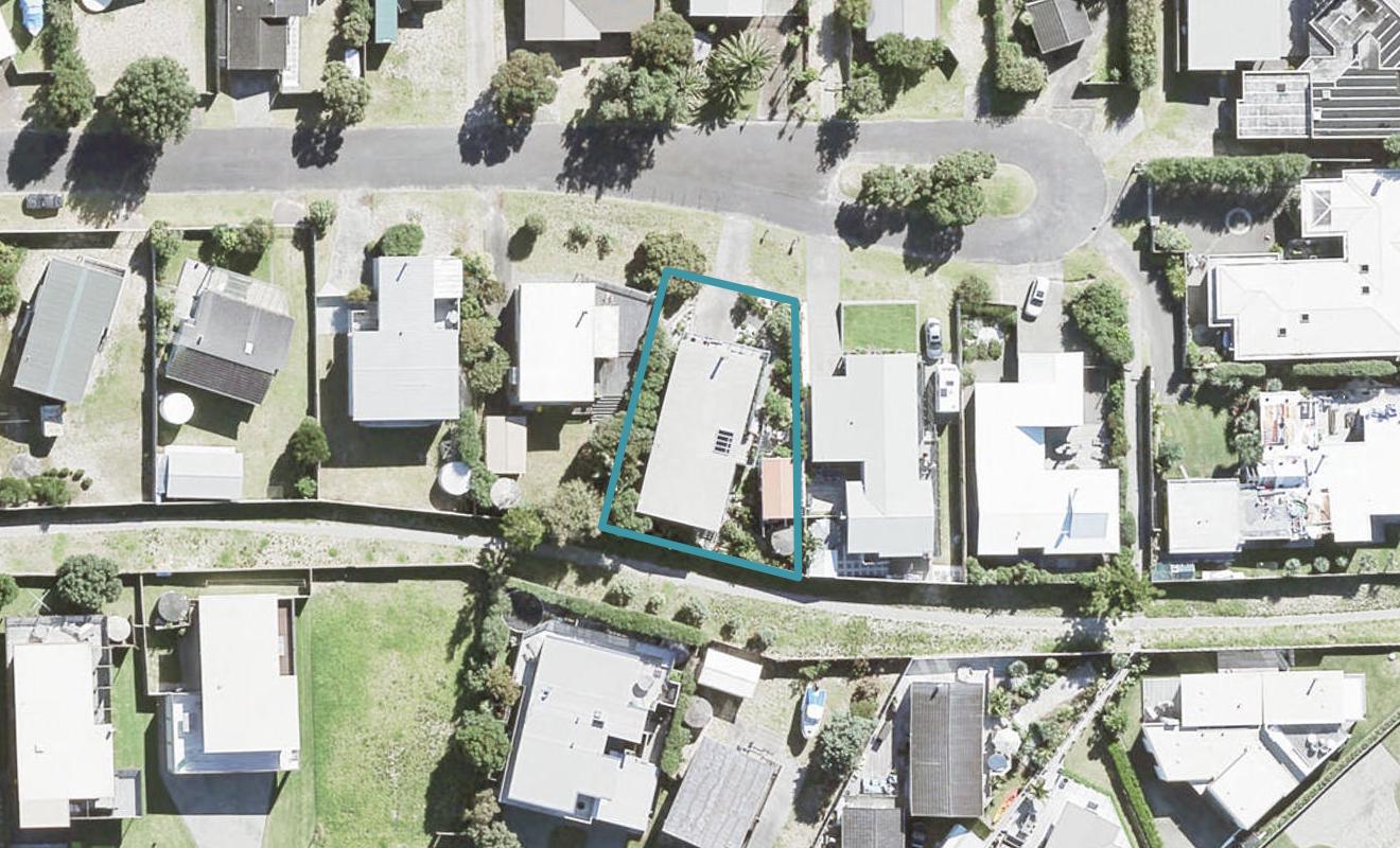 24 Dungarvon Place, Warkworth - Carousel 1