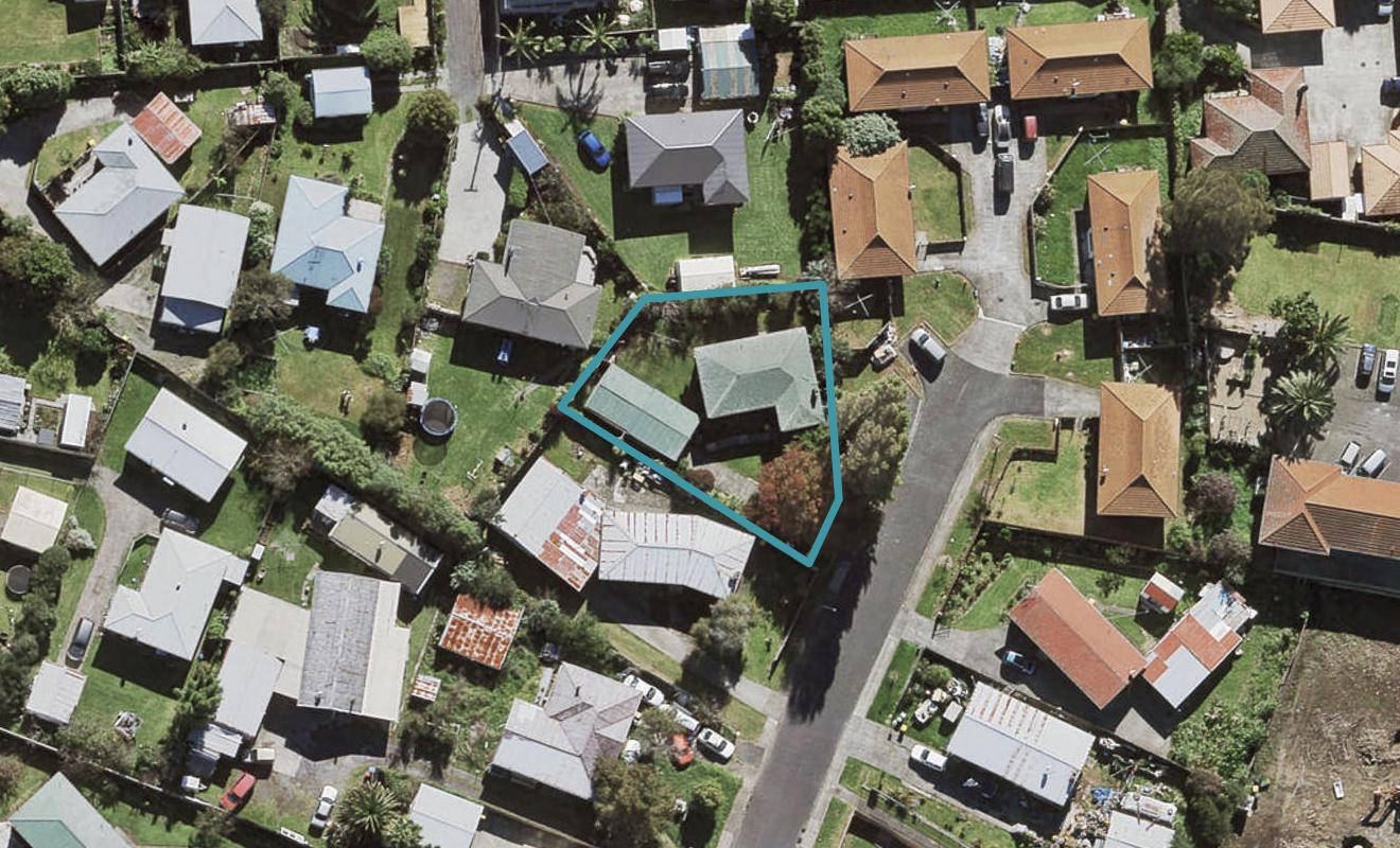 20 Kambalda Street, Mangere Bridge, Auckland - Carousel 1