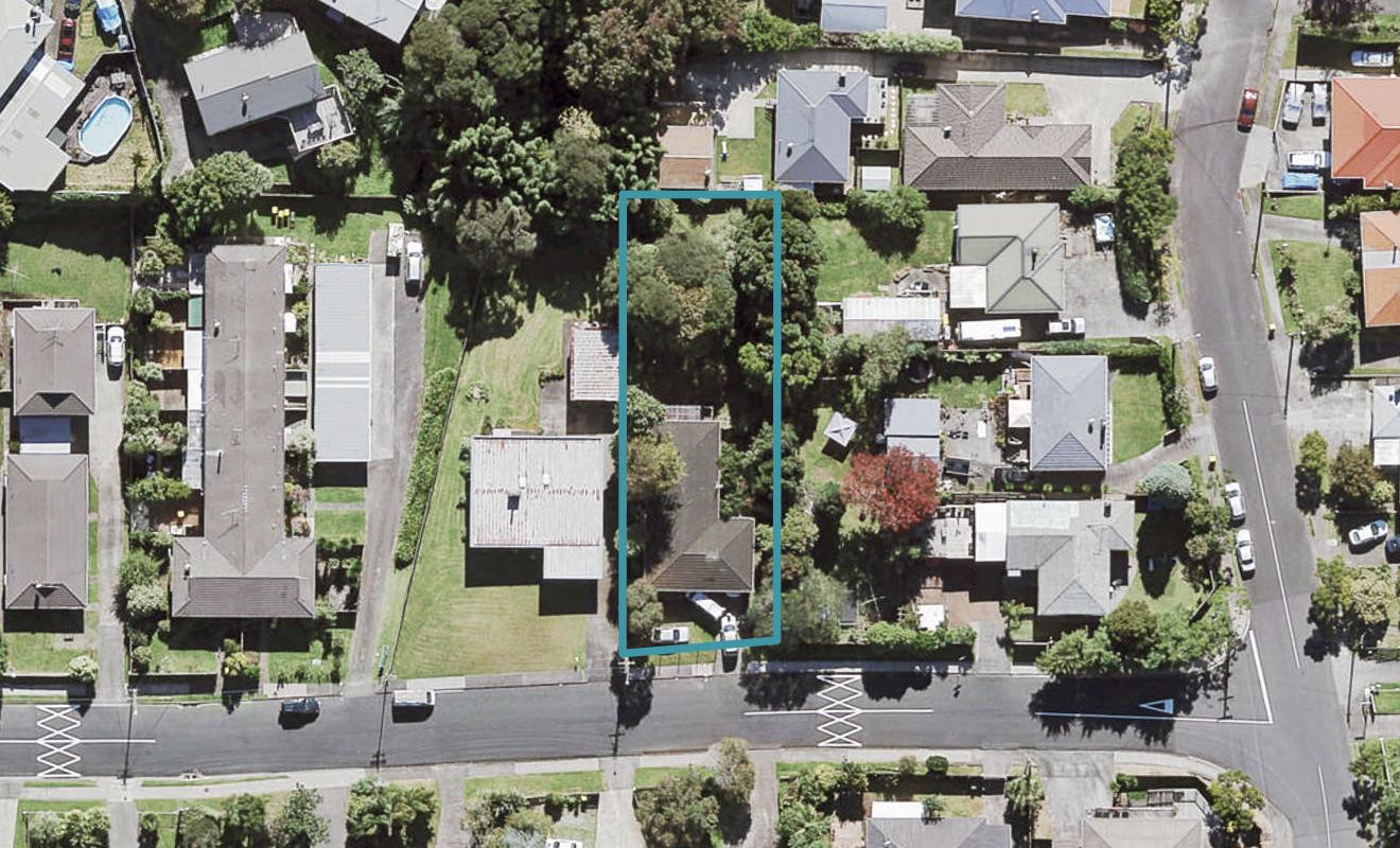 46 Sheridan Drive, New Lynn, Auckland - Carousel 1