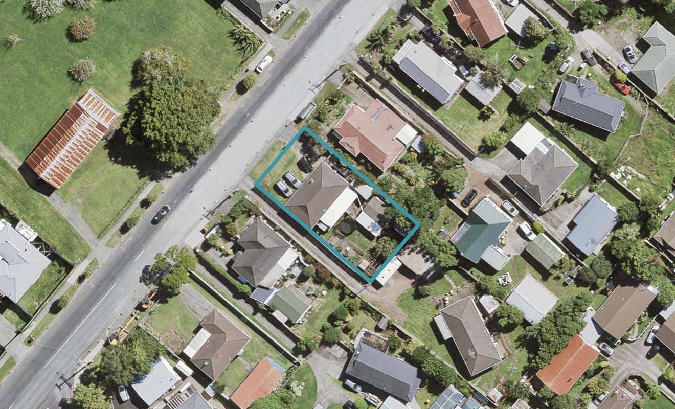 112 Bruce McLaren Road, Henderson, Auckland - Carousel 1