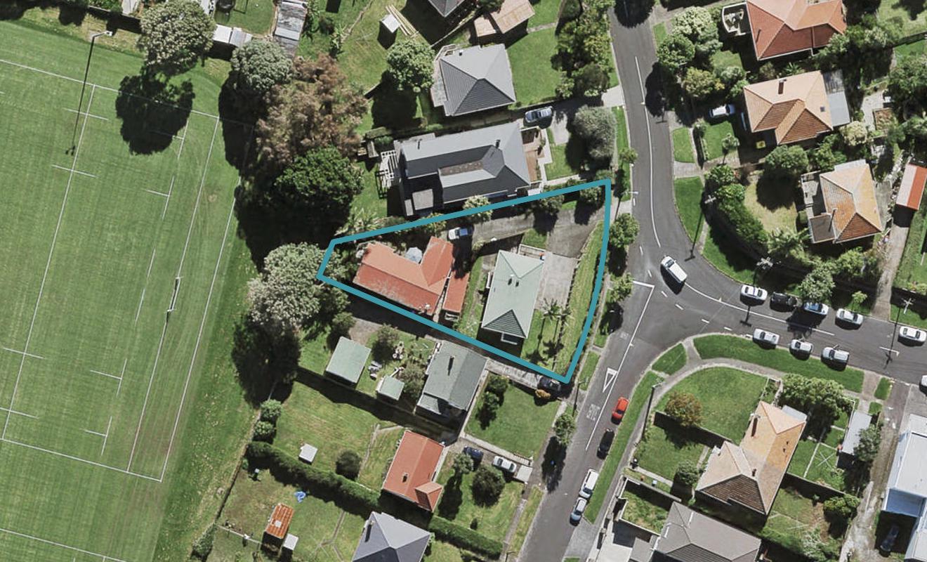 39A Fearon Avenue, Mount Roskill, Auckland - Carousel 1