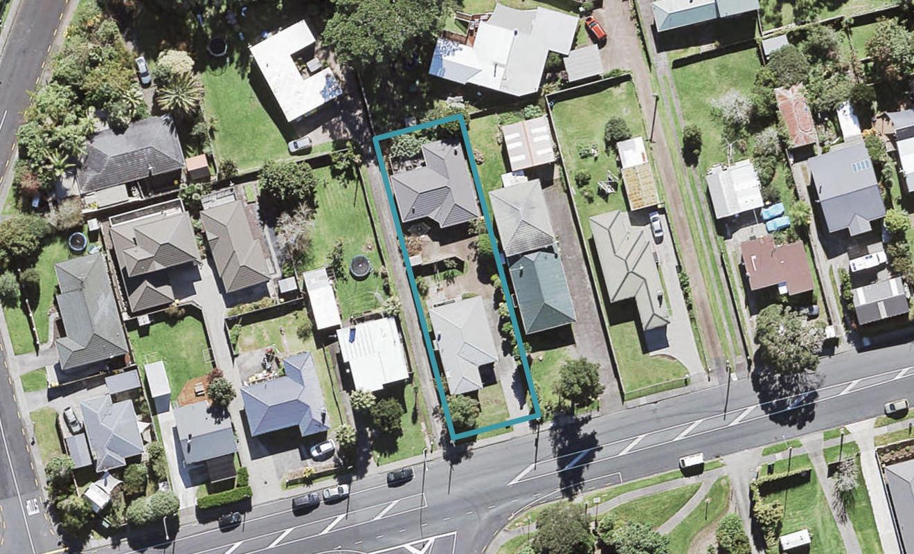 57 Godley Road, Green Bay, Auckland - Carousel 1