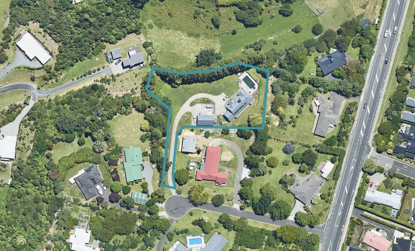 8 Saville Place, Pyes Pa, Tauranga - Carousel 1