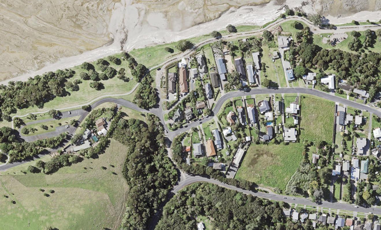 4 Campbell Road, Maraetai, Auckland - Carousel 1