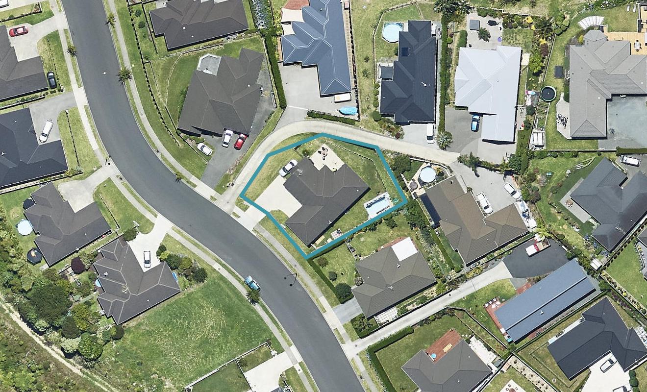 45 Falcon Drive, Welcome Bay, Tauranga - Carousel 1