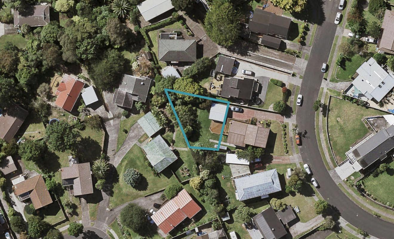 36A Kingsclere Place, Goodwood Heights, Auckland - Carousel 1
