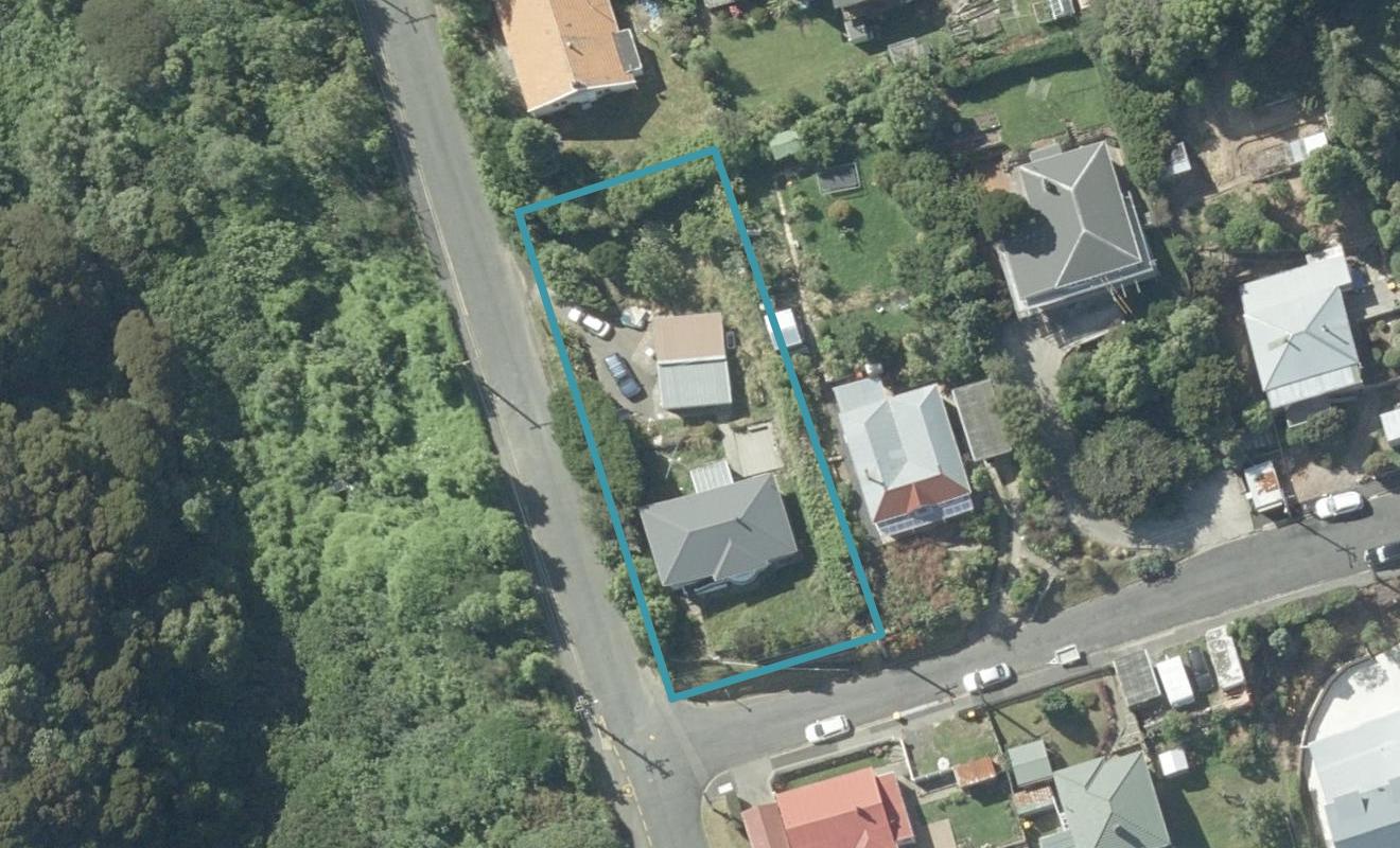 39 Manapouri Street, Ravensbourne, Dunedin - Carousel 1