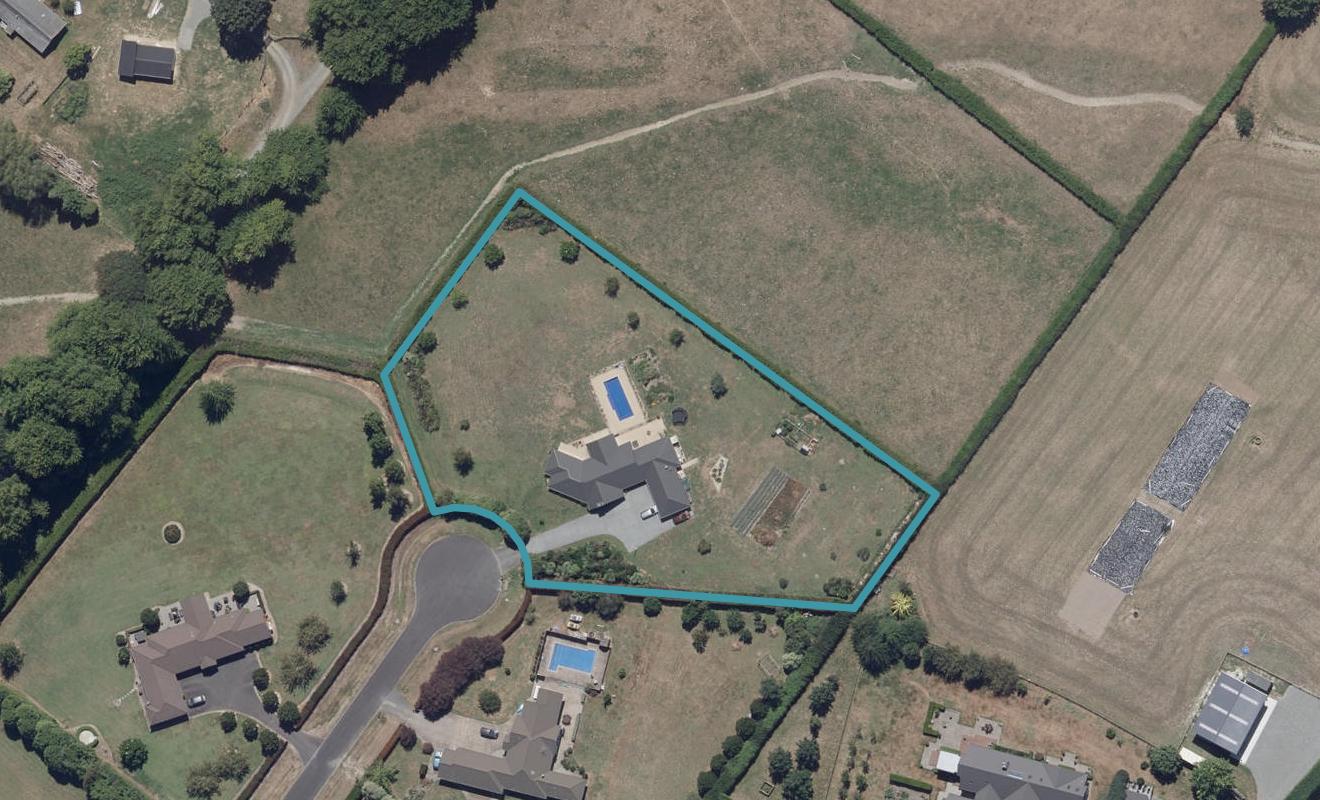 24 Beckside Close, Matangi, Hamilton - Carousel 1