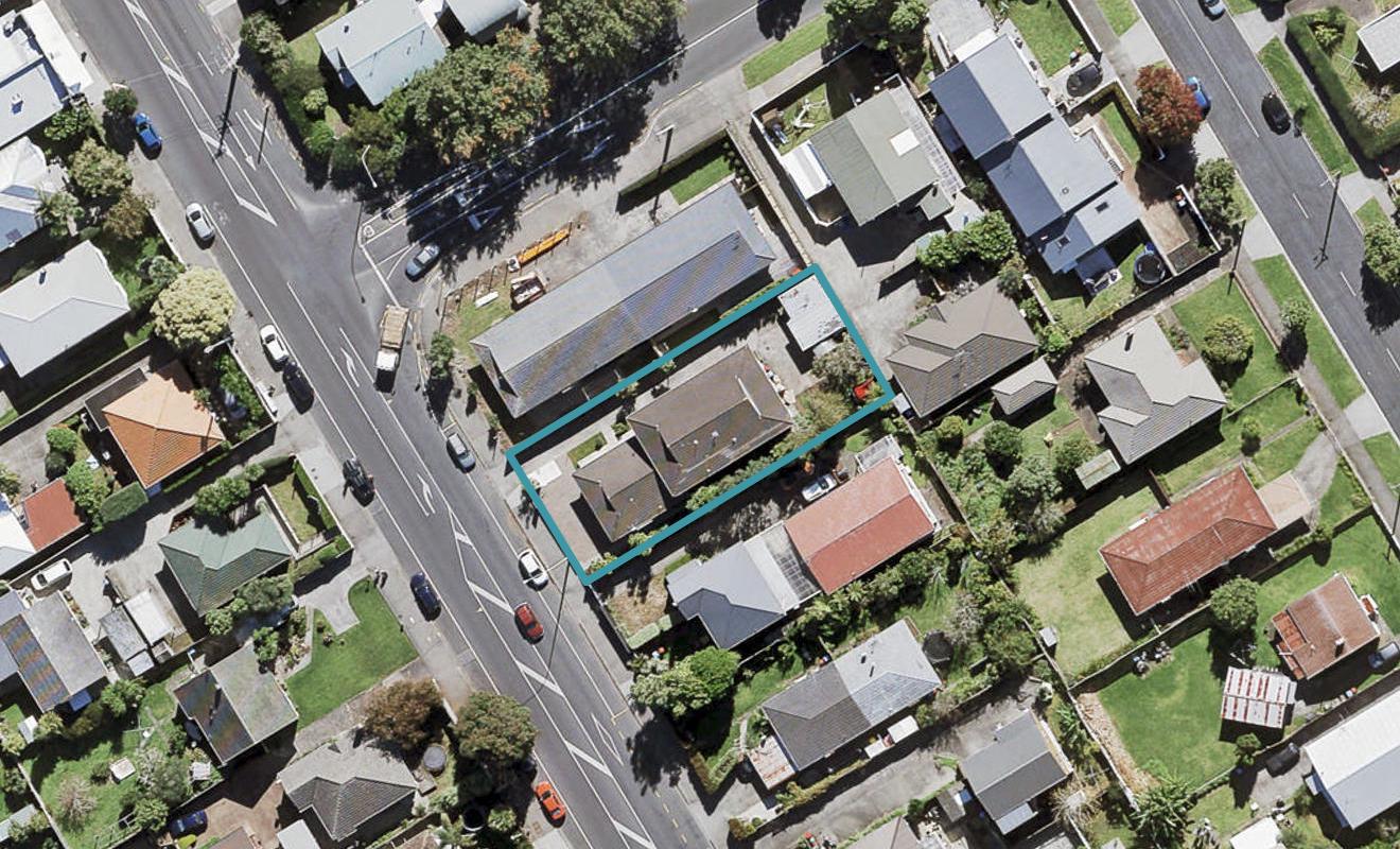 3-Feb/209 Point Chevalier Road, Point Chevalier, Auckland - Carousel 1