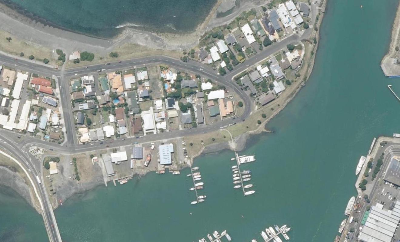 5 Meeanee Quay, Westshore, Napier - Carousel 1
