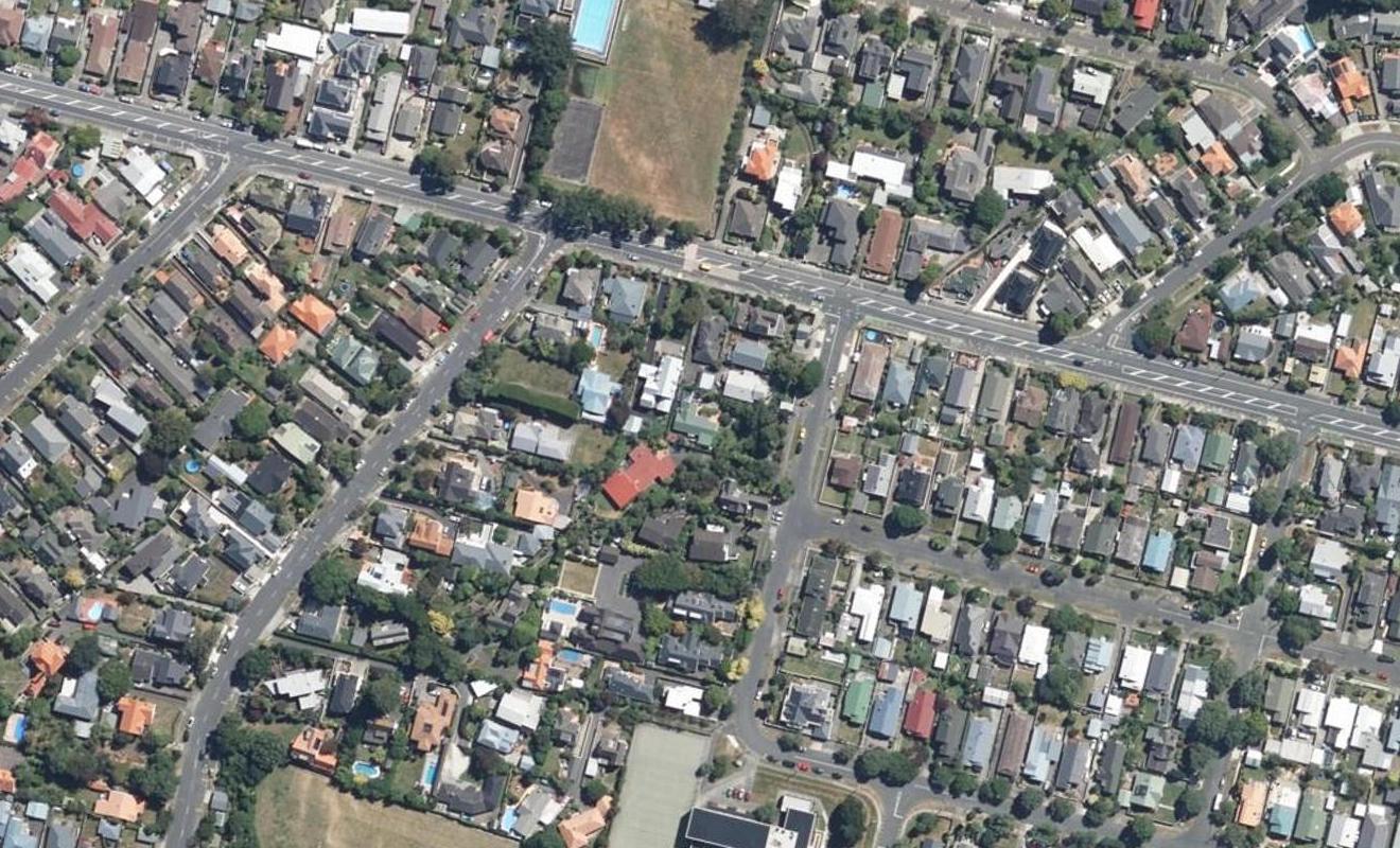 8 Willoughby Street, Woburn, Lower Hutt - Carousel 1