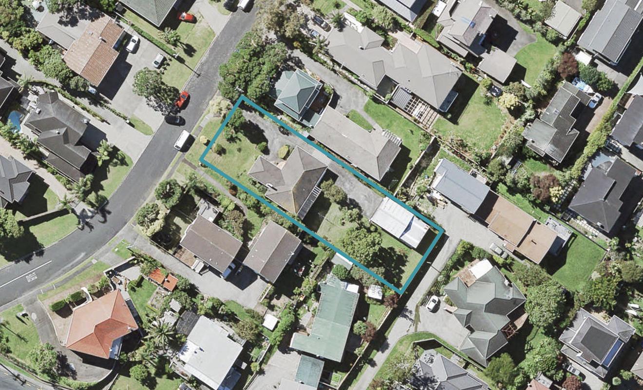 3 Folkestone Street, Murrays Bay, Auckland - Carousel 1