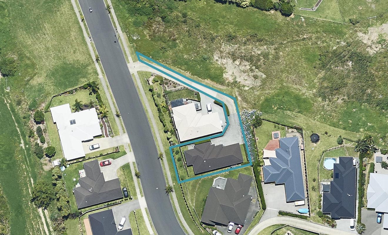 21 Falcon Drive, Welcome Bay, Tauranga - Carousel 1