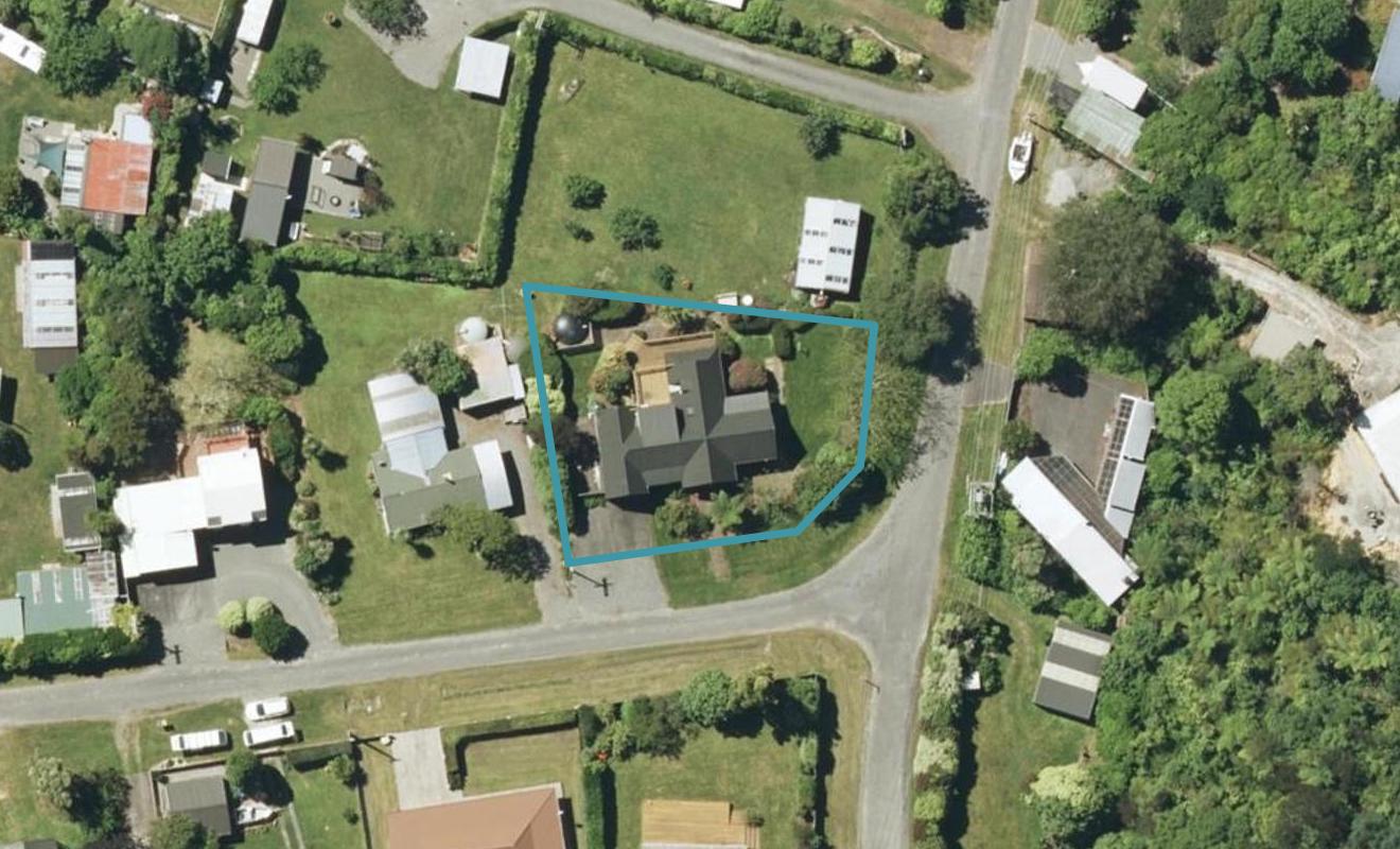 14 Phillips Road, NGAKUTA BAY, PICTON - Carousel 1