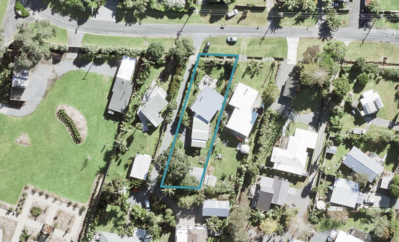 8 Riverside Drive, Warkworth - Carousel 1