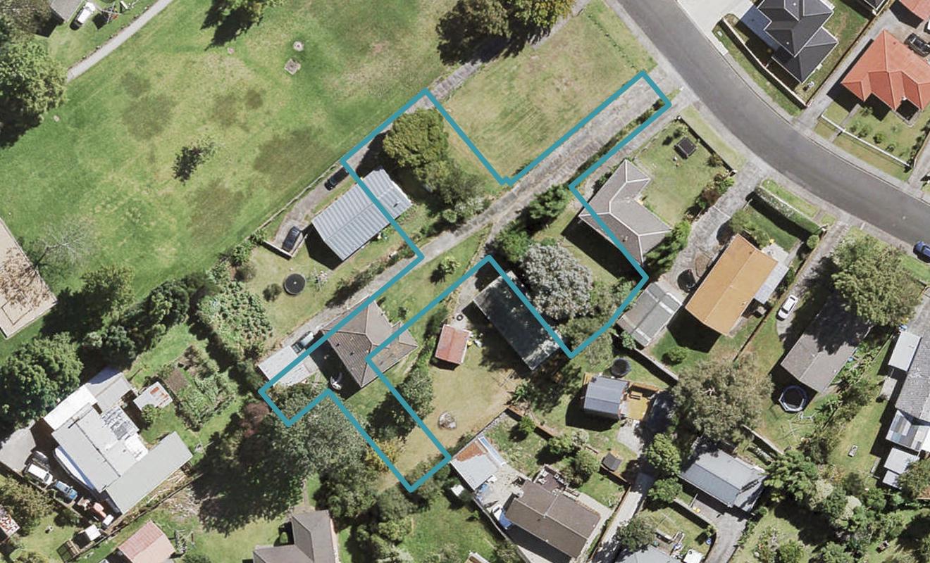 12 Aporo Tawhito Lane, Henderson, Auckland - Carousel 1